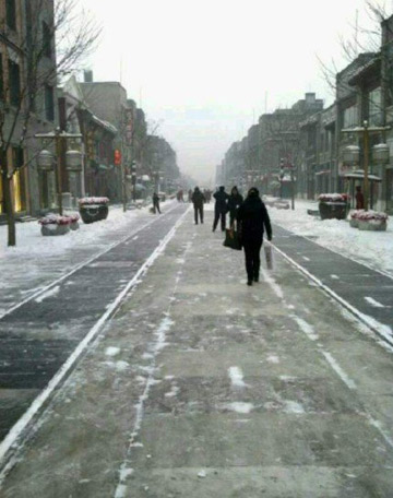 北方多地降雪 近20個(gè)高速路關(guān)閉